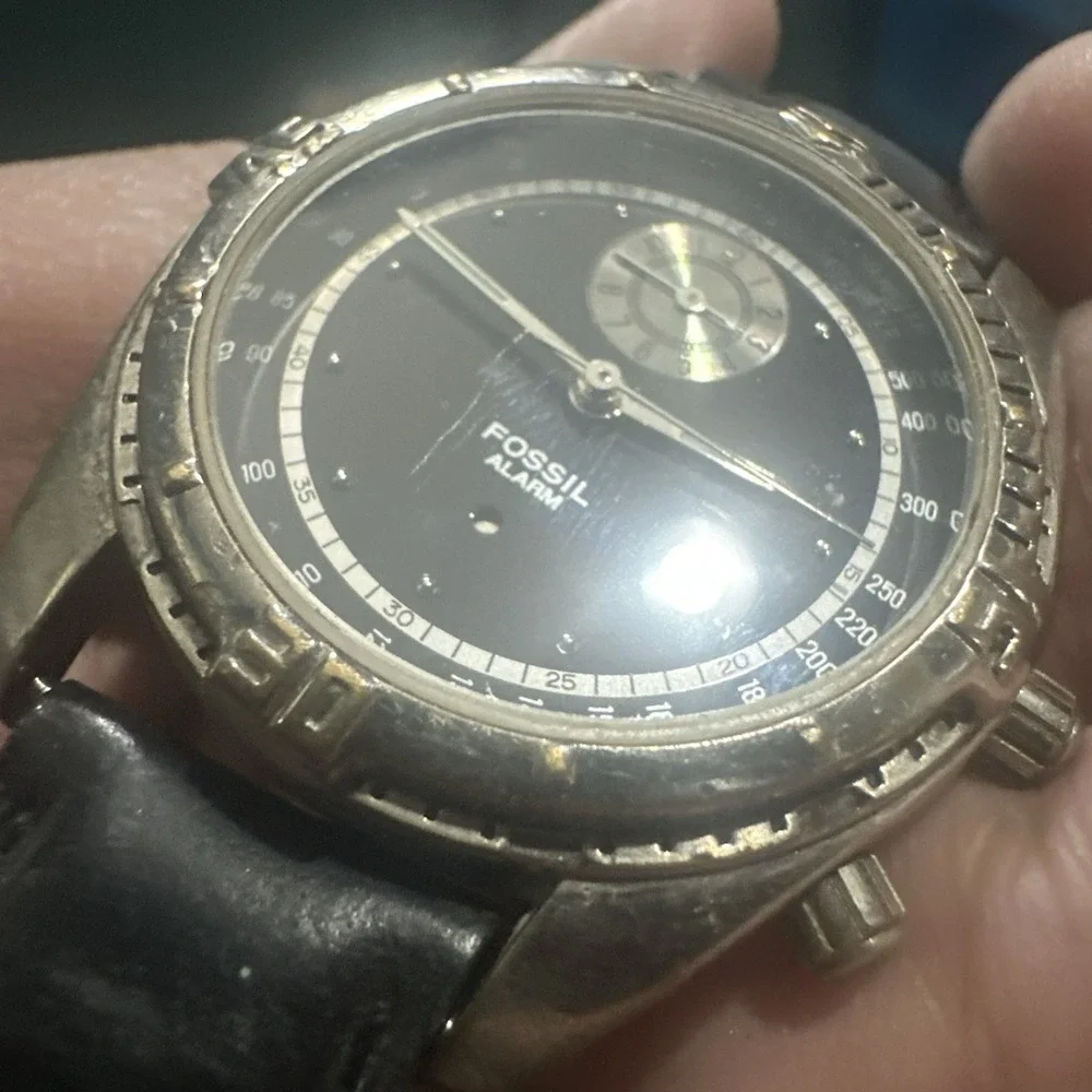 Fossil new battery
